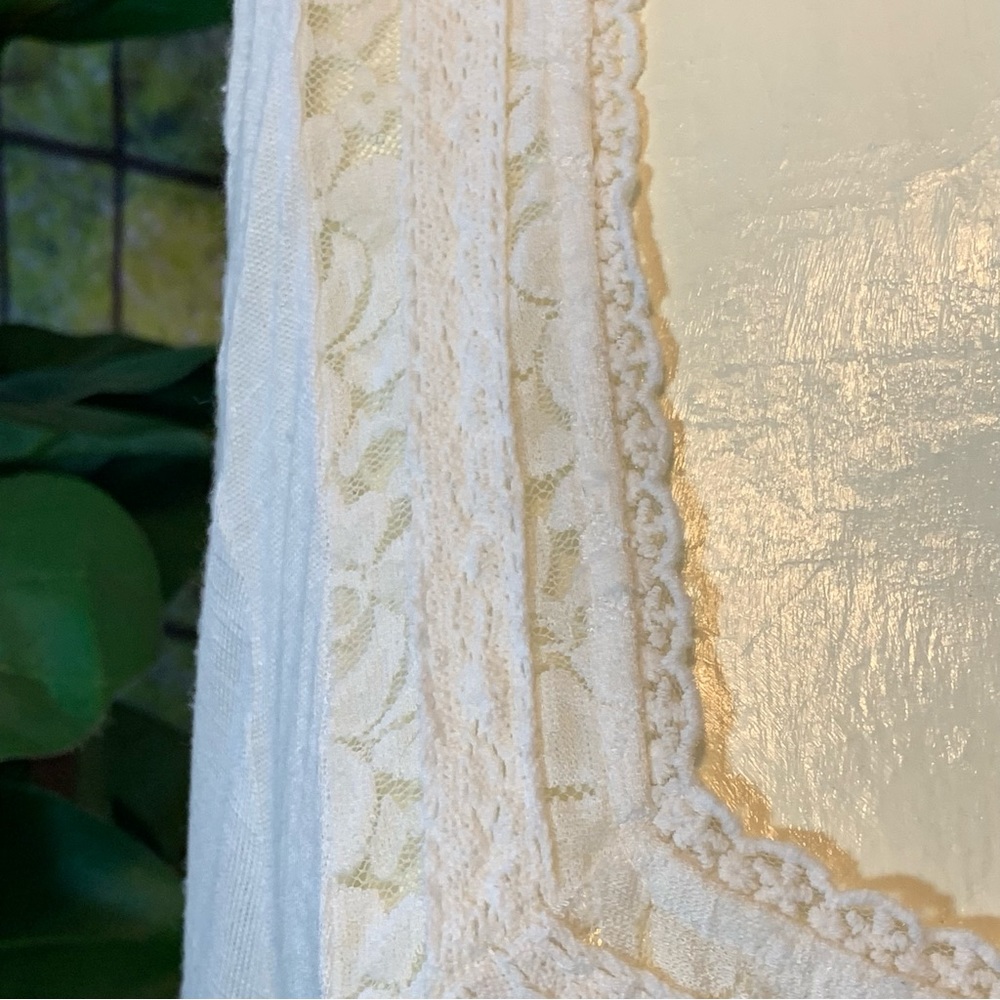 American Rag Cie Off White Pleated Sweater Hi Lo Flowy 1X Lace Details - Picture 6 of 14